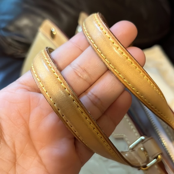 Brea MM yellow Vernis - Picture 8 of 16